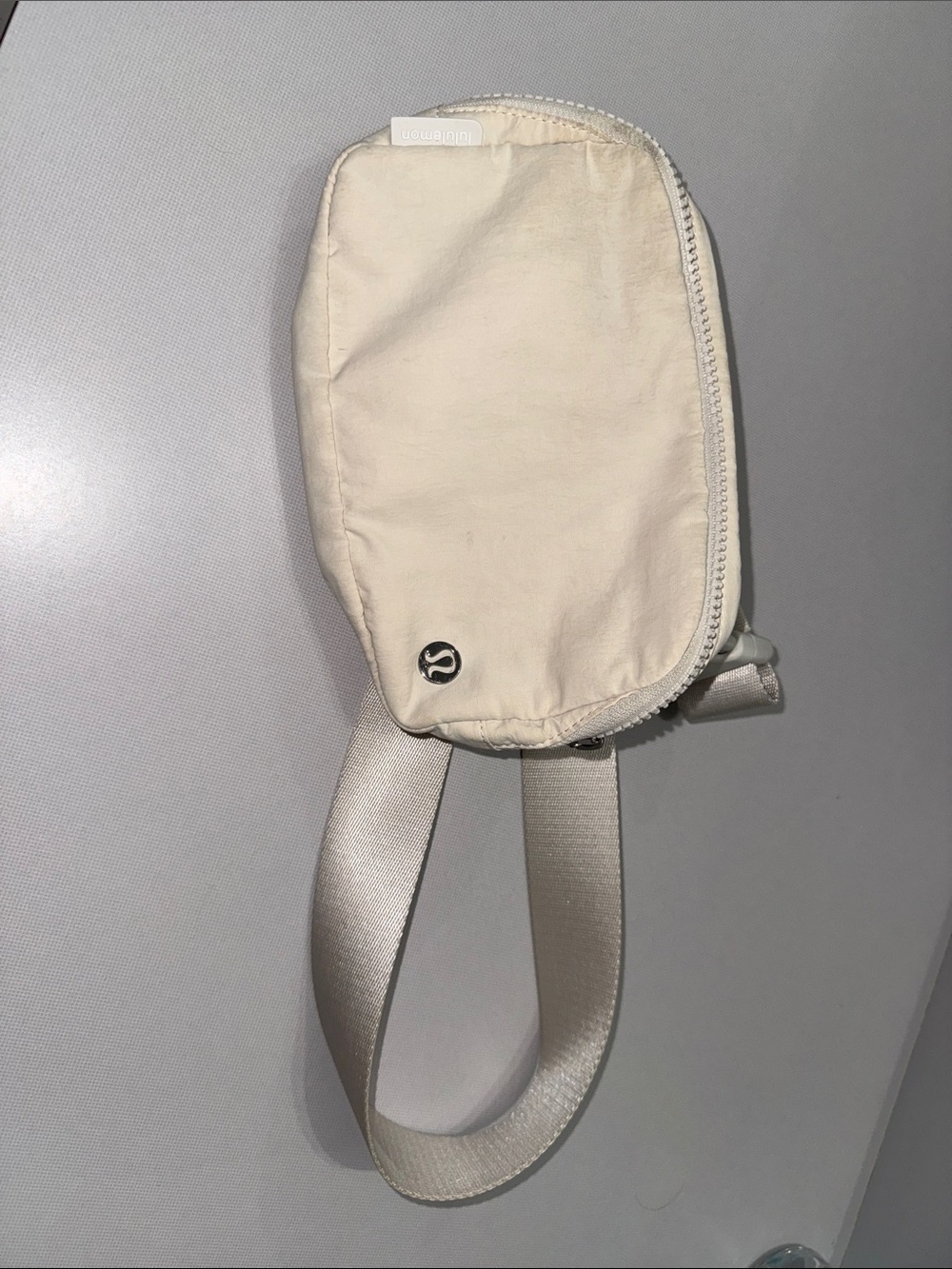 lululemon belt bag - white opal